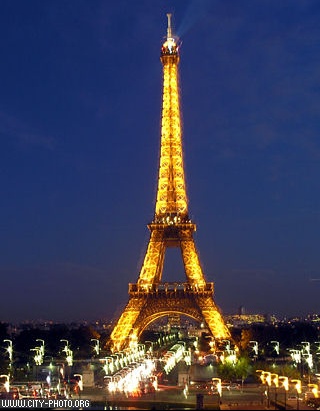 Nighttime Eiffel Tower Pictures on 38 Eiffel Tower By Night   Jessy La Parisienne   Linda Moni   Photos